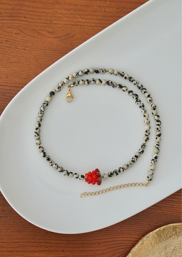 korale Naszyjnik z maliną i jaspisem dalmatyńskim