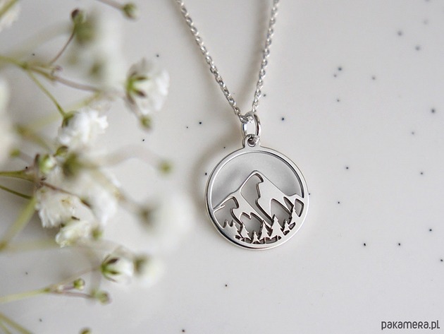 srebrne naszyjniki Srebrny naszyjnik z górami
