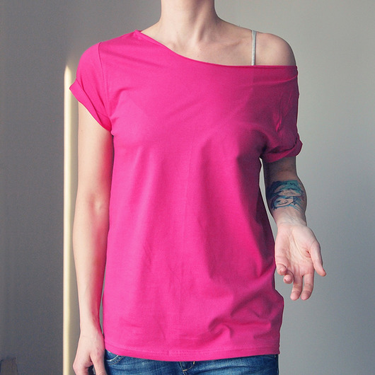 t-shirt damskie Ciemnoróżowy Oversize Bez Nadruku