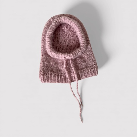 czapki damskie Pudrowa balaclava