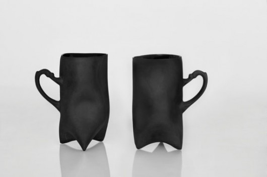 Dwa porcelanowe kubeczki z czarnej porcelany ENDE