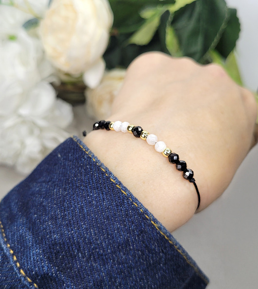 bransoletki z kamieni naturalnych MIŁOŚĆ i ochrona z Turmalinem i Kam. księżycowym