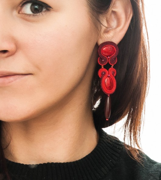 Kolczyki soutache - długie sztyfty, czerwone maanuela