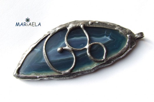AGAT KALAMBUR MARIAELA