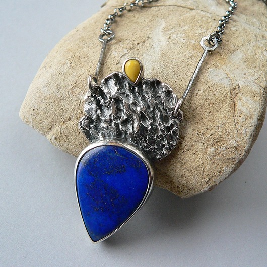 wisiory -lapis lazuli i bursztyn--