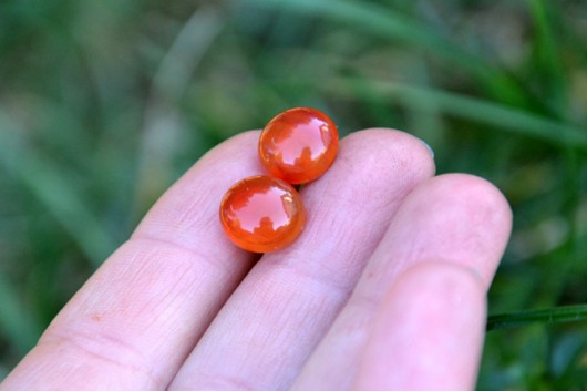 czerwono pomarańczowe kropelki Joanna Jagoda