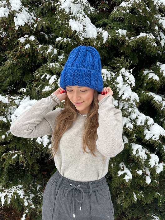 czapki damskie Gruba wełniana czapka Nordic beanie 100% wełna handmade kobalt niebieska