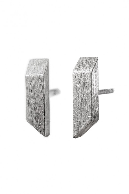 kolczyki z kolekcji EDGY/ SILVER/mikron Daria Siwiak Jewellery