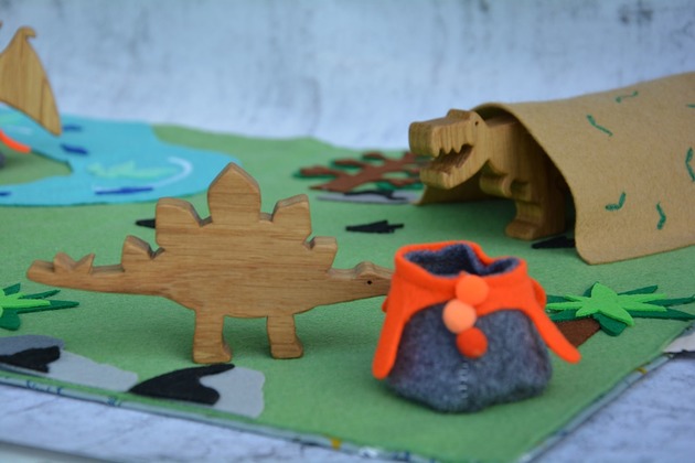 zabawki - inne Mata do zabawy dinozaury