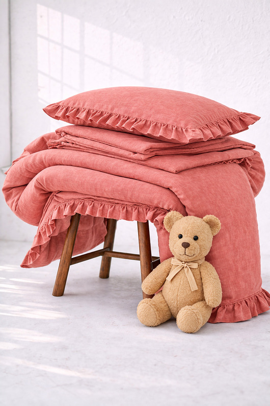 kocyki, kołderki, pościel dla dzieci Lniana pościel dziecięca z falbanką - koralowy