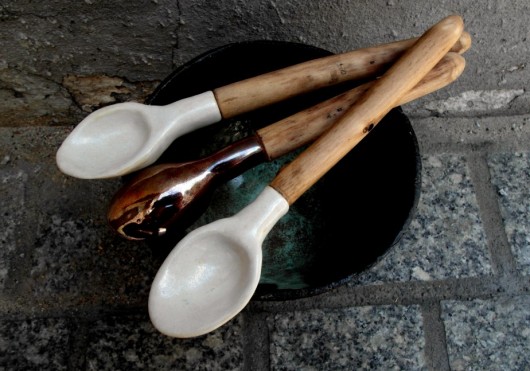 ceramiczno-drewniana łyżka jedwabie agaty