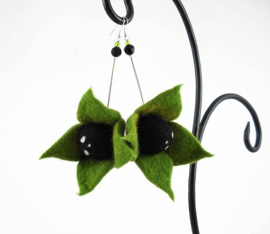 Wilcza Jagoda : (Atropa belladonna L.)(Srebr) filcant