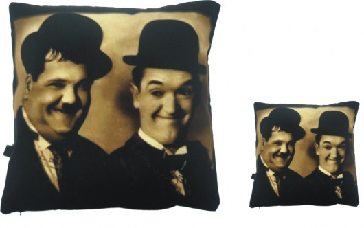 Dwie poduszki z Flipem i Flapem Gaul Designs