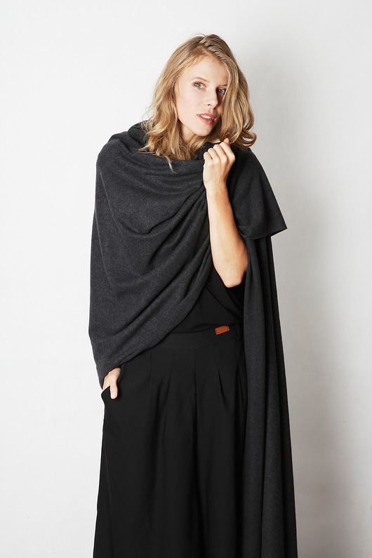 Szal  CASHMERE TOUCH ANTHRACITE  mnishkha