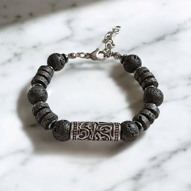 bransoletki z kamieni naturalnych Masywna bransoletka : lawa i stal szlachetna