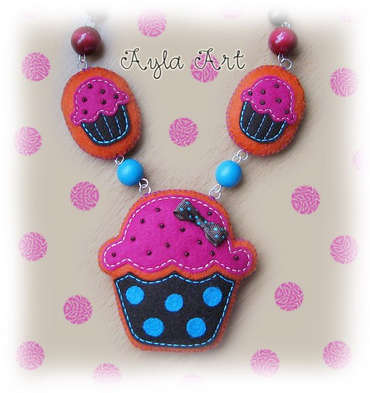 Naszyjnik Cupcake ... mniammmm.... :) AylaArt