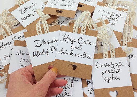 Zawieszki na butelki "Eko" z koronką 10 sztuk Papiernik