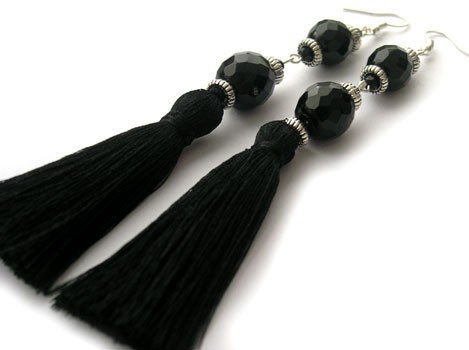 Black Tail Two trele morele