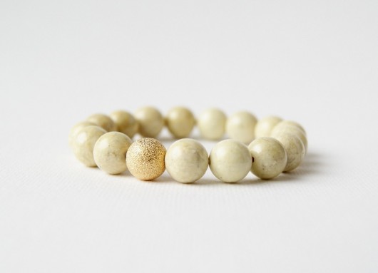 BEIGE brace braceland
