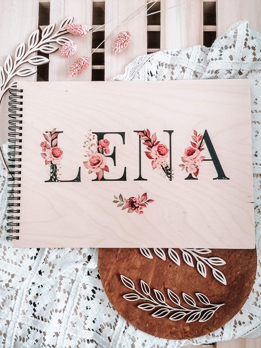 notatniki i albumy OZDOBNE LITERY personalizowany album prezent na chrzest Komunie roczek