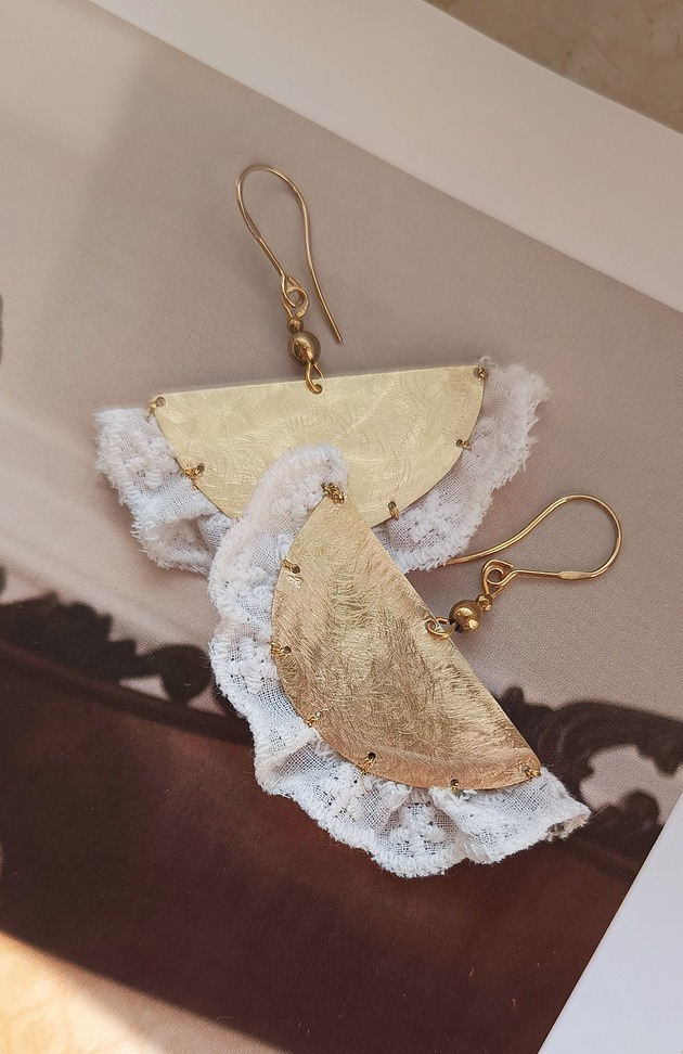 kolczyki z miedzi Polish flamenco - kolczyki złote z koronką