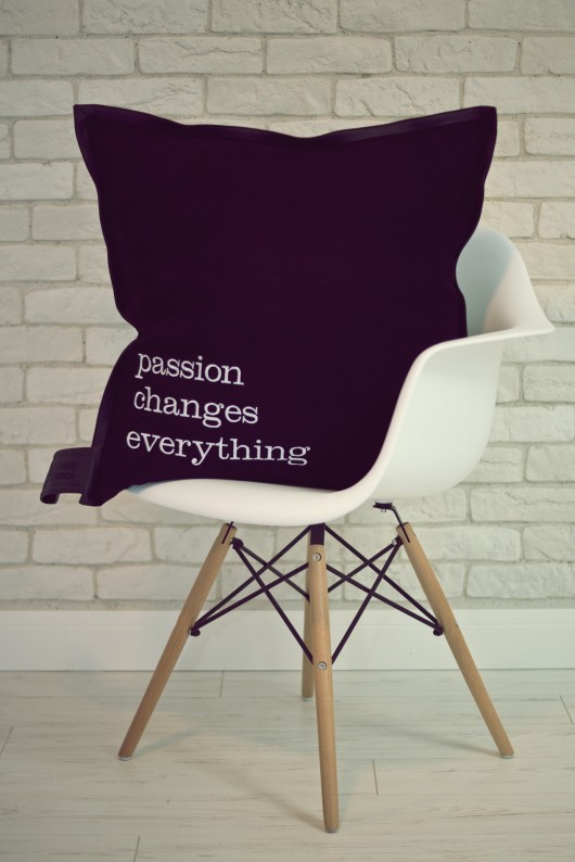 poducha - passion changes everything miau design