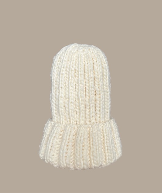 czapki damskie Śmietankowa owca