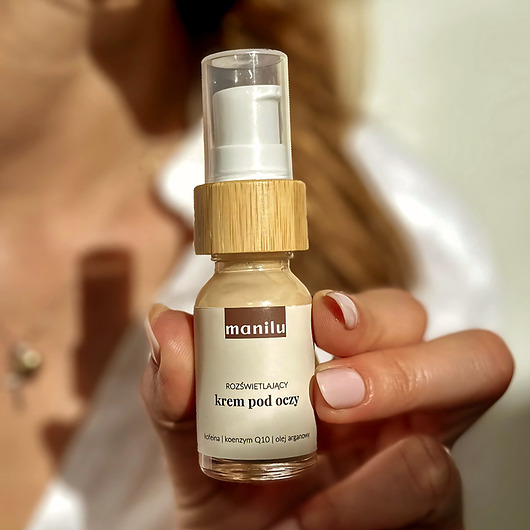kremy do twarzy i pod oczy Rozświetlający krem pod oczy Manilu, 15 ml