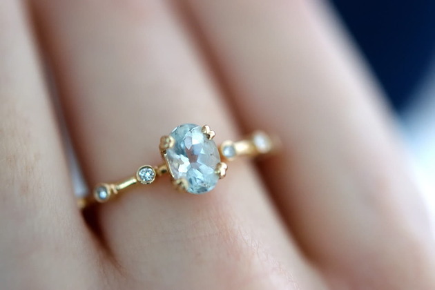pierścionki zaręczynowe Pierścionek Z Owalnym Akwamarynem I Diamentami Złoto Pr. 585 Handmade