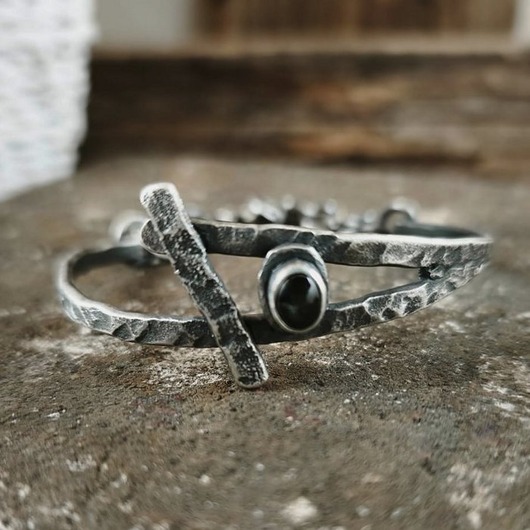 bransoletki srebrne Szafir gwiaździsty - surowa bransoleta