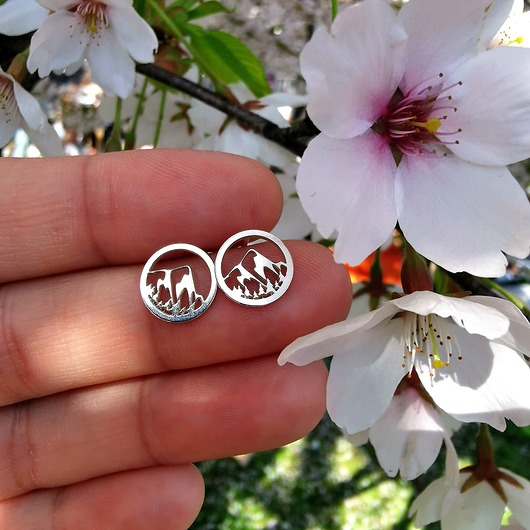 kolczyki srebrne Srebrne kolczyki z górami