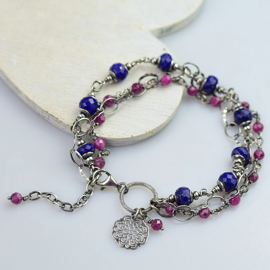 bransoletki z kamieni naturalnych Lapis lazuli z rubiny w srebrze - bransoletka
