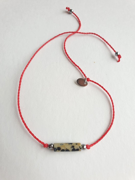 bransoletki na sznurku Bransoletka BOHO sznurkowa czerwona, jaspis dalmatyński, hematyt