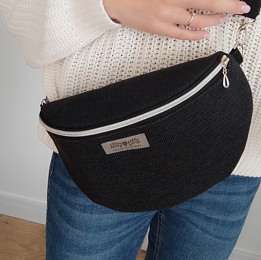 saszetka nerka Czarna nerka pleciony materiał boho na ramię