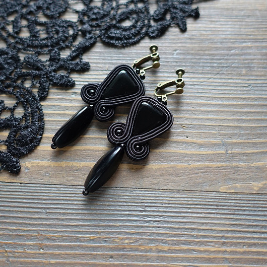 Geometryczne klipsy soutache Mró Soutache