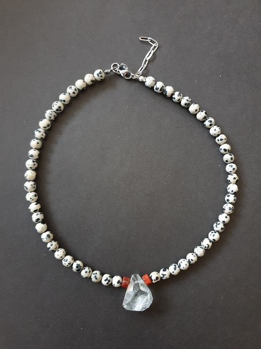 wisiory Naszyjnik z wisiorem ROOTS jaspis dalmatyński, prasiolit