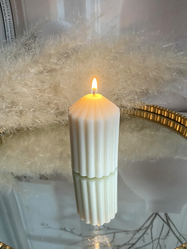 świeczniki i świece Świeca ekologiczna sojowa dekoracyjna "Grace" 80x50mm