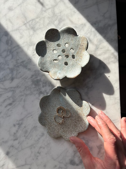 mydelniczki Ceramiczna Mydelniczka z Odpływem Kwiat Błękitny