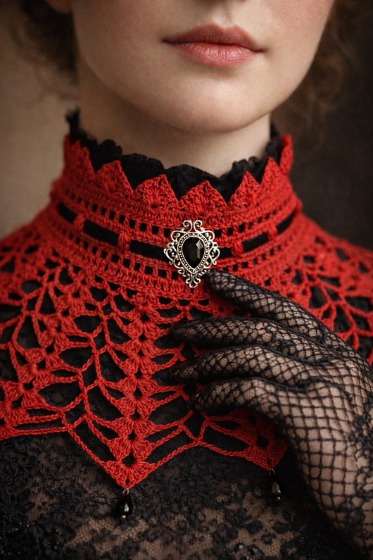 chokery Czerwony gotycki naszyjnik koronkowy, vintage wiktoriańska kolia