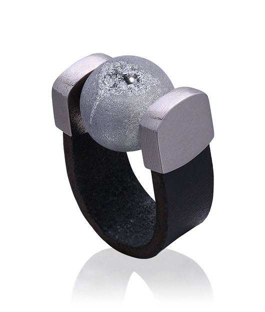 Agate Druzy Grey Ring in Palladium Joccos Design