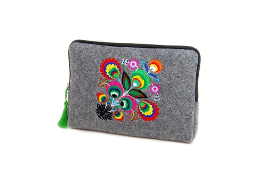 Pokrowiec na netbook Farbotka