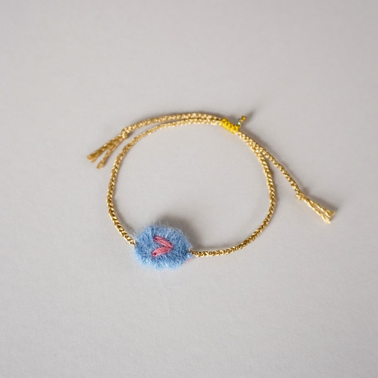 bransoletki - inne Tkana bransoletka z serduszkiem z regulowanym zapięciem