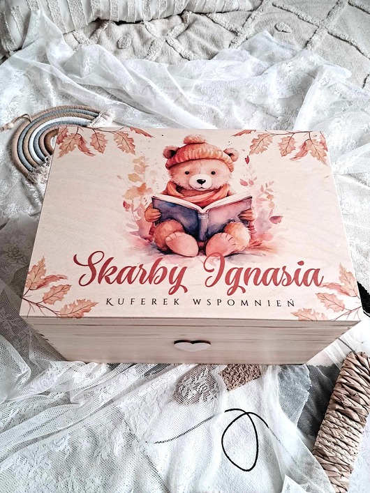 Chrzest - inne KUFEREK MISIU Z KSIĄŻKĄ personalizowany, prezent na roczek, chrzest