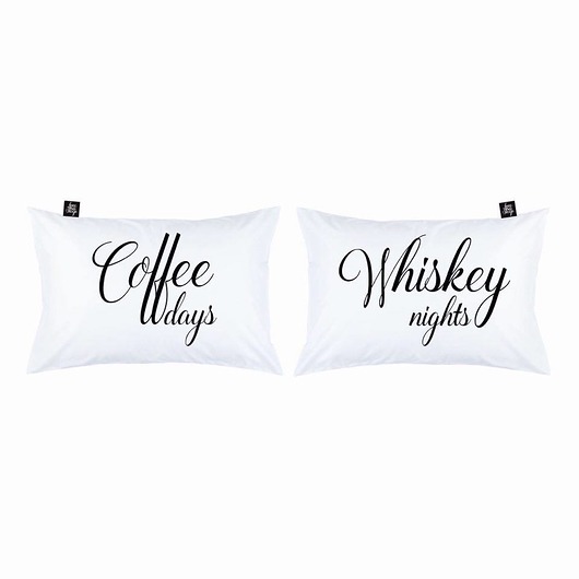 Poszewki na poduszki z napisami COFFEE DAYS Love To Sleep