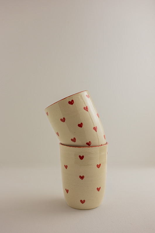 kubki Duże kubki w serduszkowy wzór