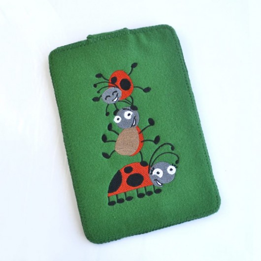 Szalone biedronki etui na Samsung Galaxy Tab3  Tulis