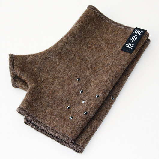 crystal gloves / brown angora EWE EME