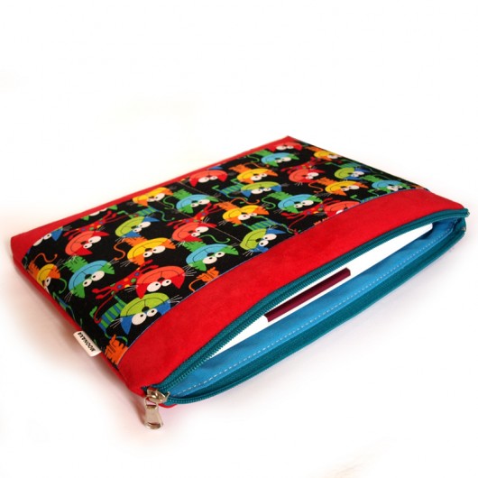 Laptop 10" etui / pokrowiec - szalone kociaki  MOONAXA