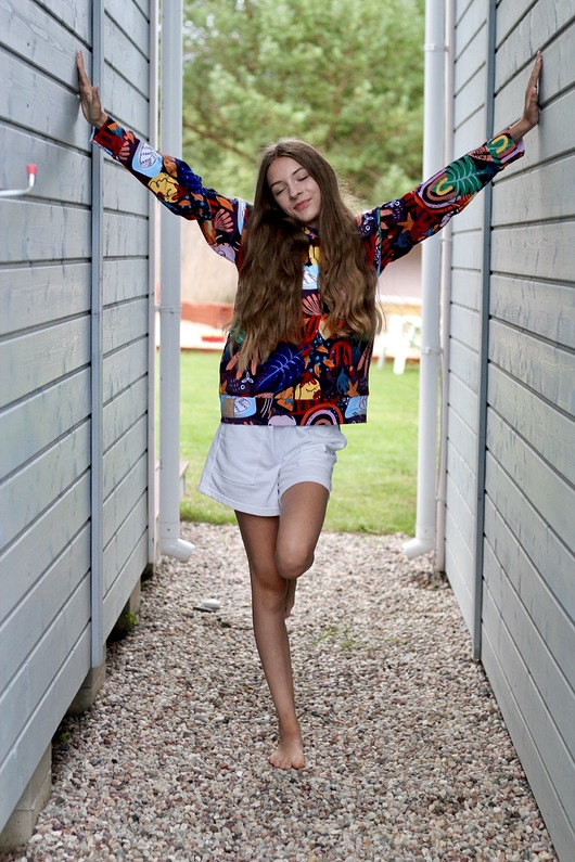 bluza z kapturem damska Bluza z kapturem modern art