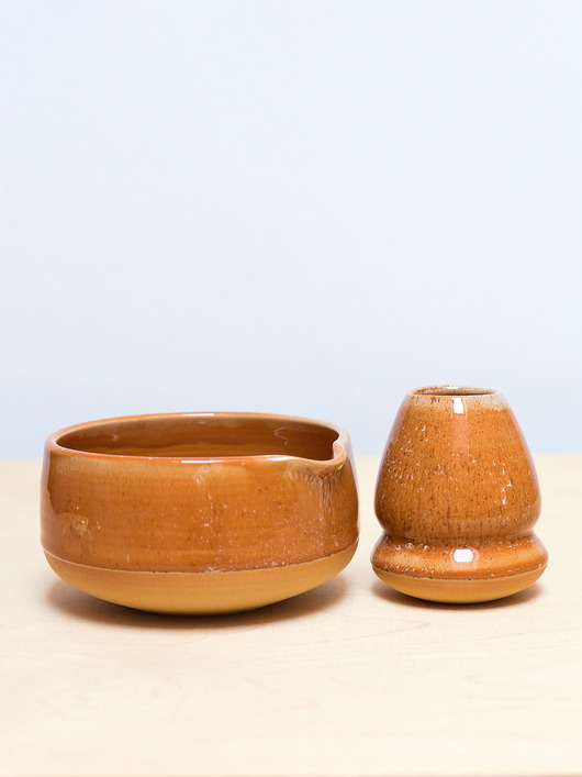 kubki Zestaw do Matcha Miska + Stojak - solony karmel
